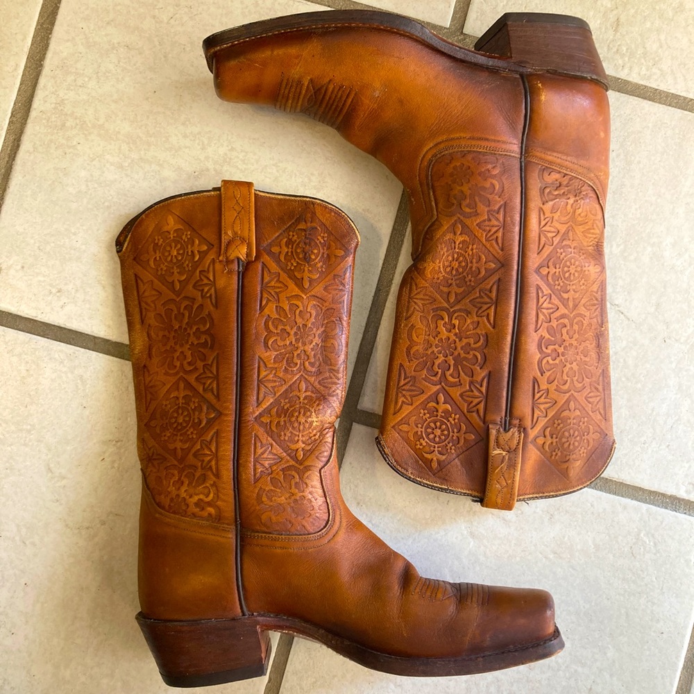 Vintage Dan Post 6562 Boots - square toe - tooled brown leather - size Men’s 9